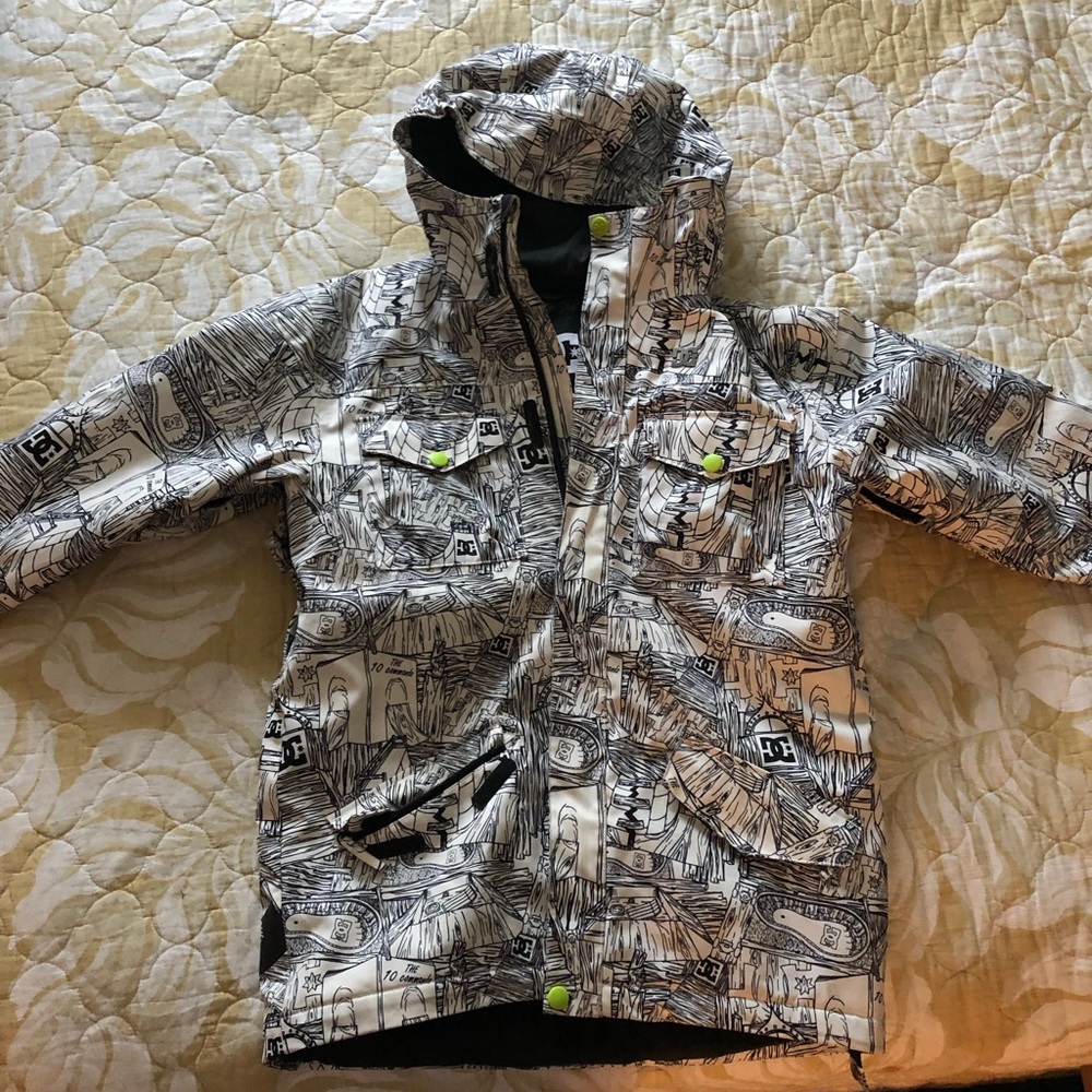 Youth DC snowboarding jacket
